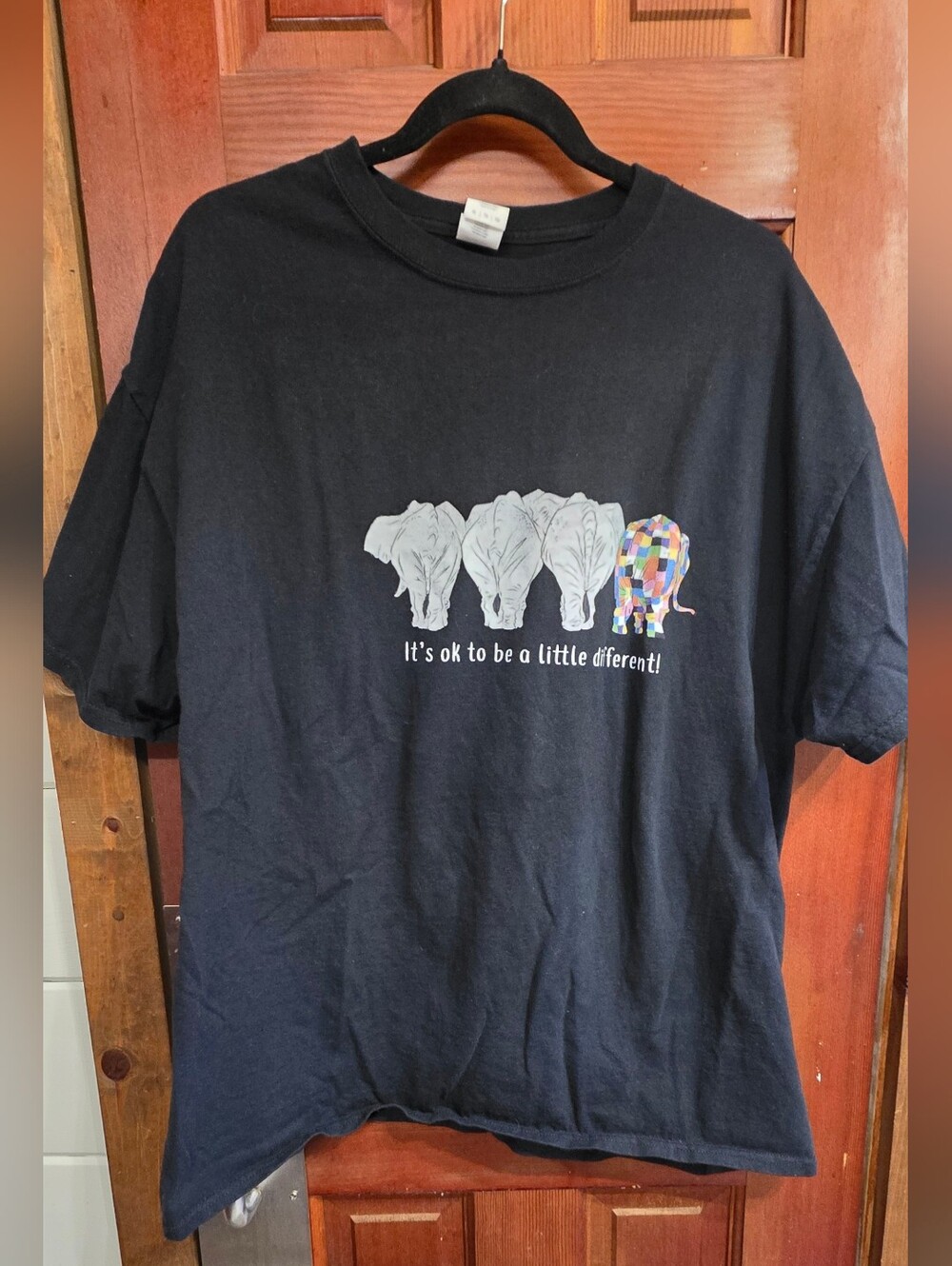 Gildan Black Short-Sleeve Tee with Elephant Graphic (Patchwork Accent)